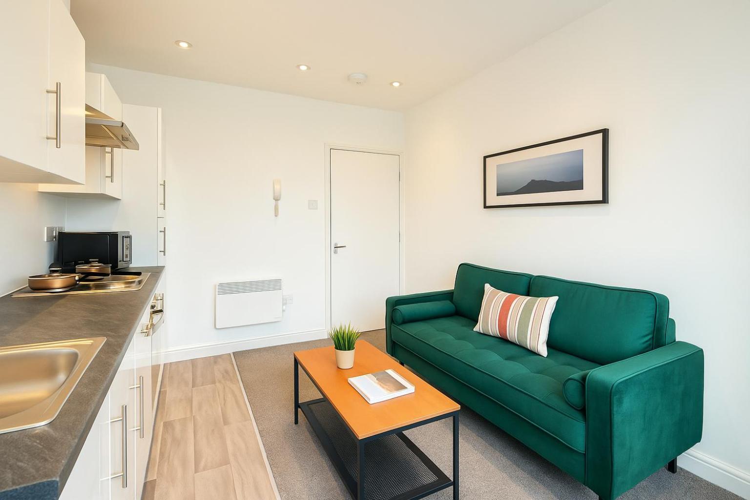 2 Bedroom Apartment Near City Centre, Uni & Parks! كارديف المظهر الخارجي الصورة